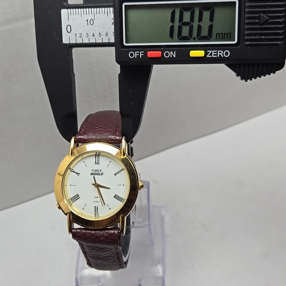 Mens Vintage 1991 Timex 33mm Indiglo Watch Gold Tone Quartz New Battery - Picture 5 of 12